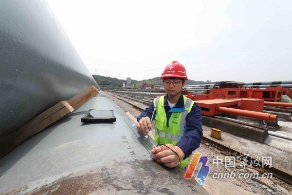 今日配资 毫米级精度守护大国工程命脉：“00后”的匠心检测日记